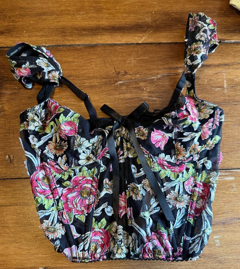 Victoria's Secret Dream Angels black floral embroidered unlined corset 32C NWOT